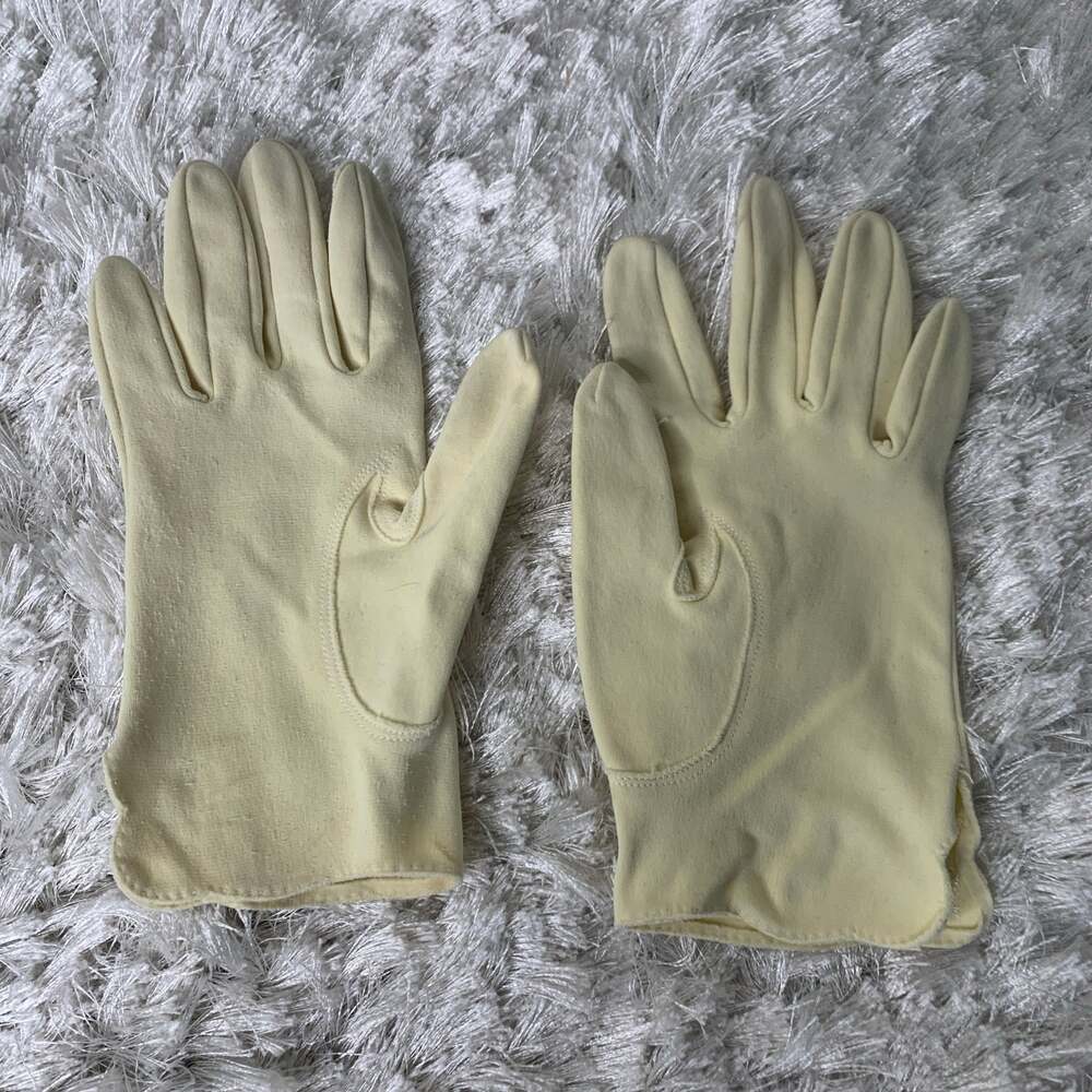 50s 60s Ivory Short White Gloves Embroidered OSFM